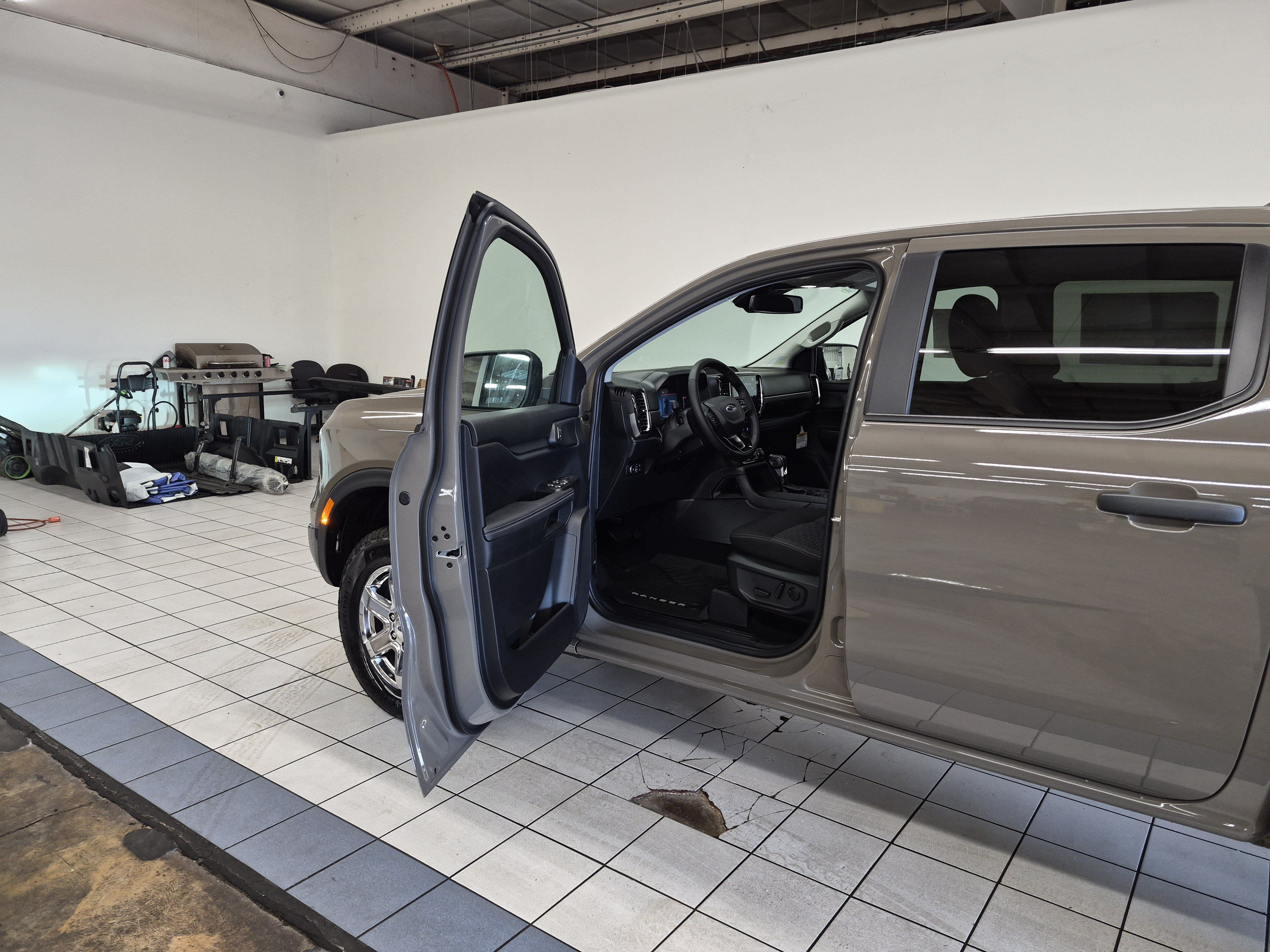New 2026 Ford Ranger XLT w/ Equipment Group 301A High AWD/4WD image 11