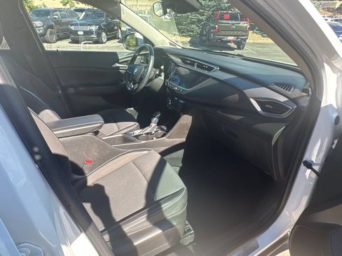 Used 2021 Buick Encore GX Select FWD image 16