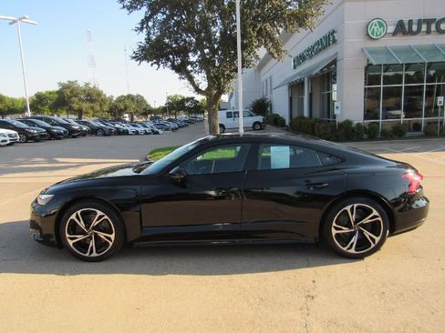 Used 2023 Audi e-tron GT Premium Plus w/ Performance Package image 14