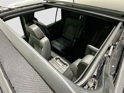 New 2026 GMC Yukon Denali w/ Denali Reserve Package image 23