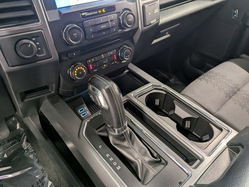 Used 2018 Ford F150 XLT w/ Equipment Group 302A Luxury AWD/4WD image 15