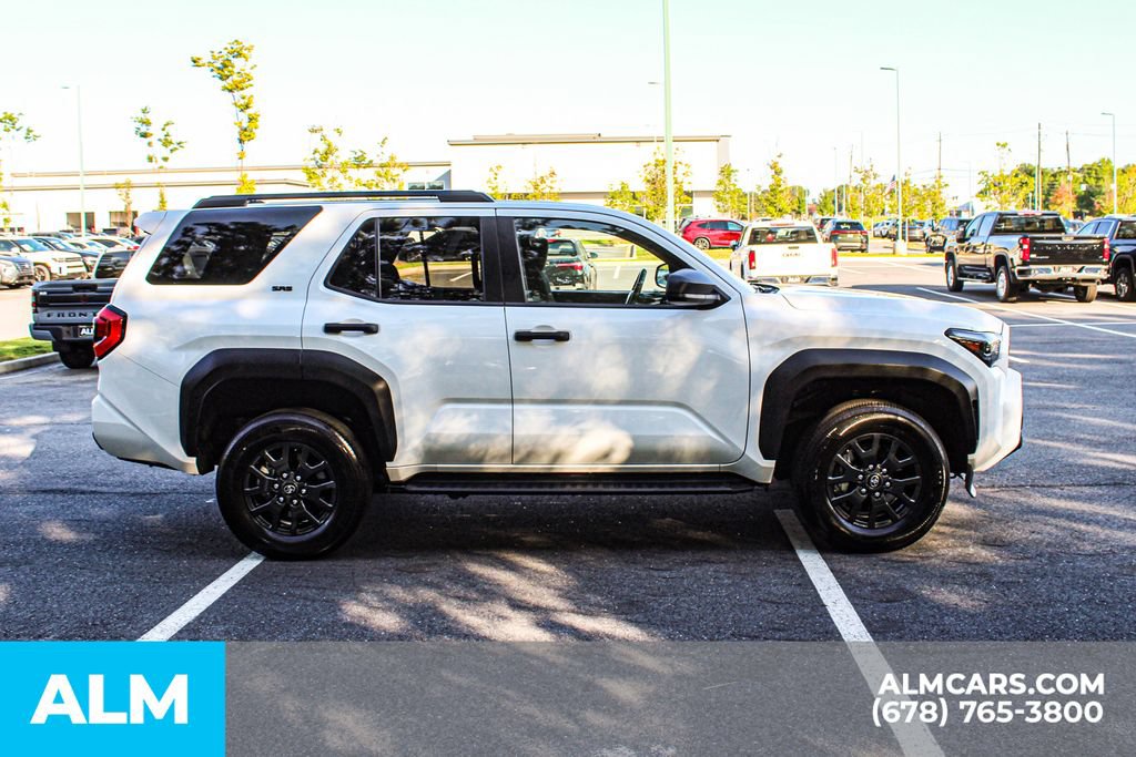 Used 2025 Toyota 4Runner SR5 AWD/4WD image 8
