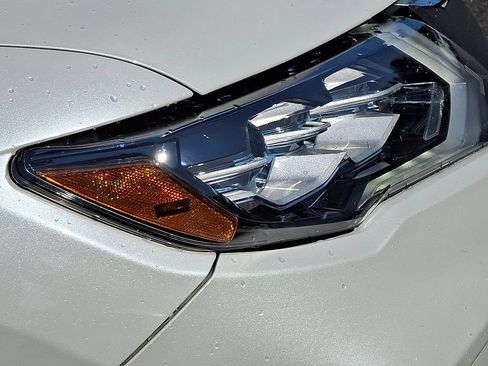 Used 2020 Nissan Rogue SL w/ Premium Package AWD/4WD image 9