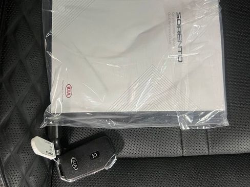 Used 2021 Kia Sorento SX Prestige AWD/4WD image 44