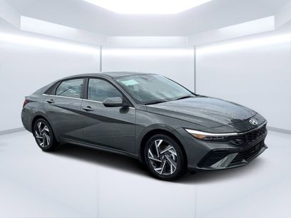 New 2025 Hyundai Elantra Limited