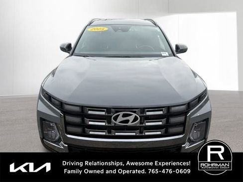 Used 2025 Hyundai Santa Cruz Limited image 2