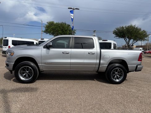 Used 2023 RAM 1500 Laramie AWD/4WD image 1