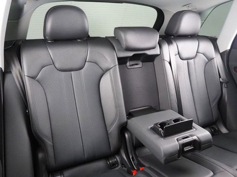 Used 2020 Audi Q5 Premium Plus w/ Premium Plus Package image 17