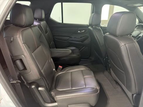 Used 2023 Chevrolet Traverse RS AWD/4WD image 26