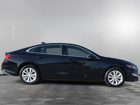 Used 2025 Chevrolet Malibu LT FWD image 4