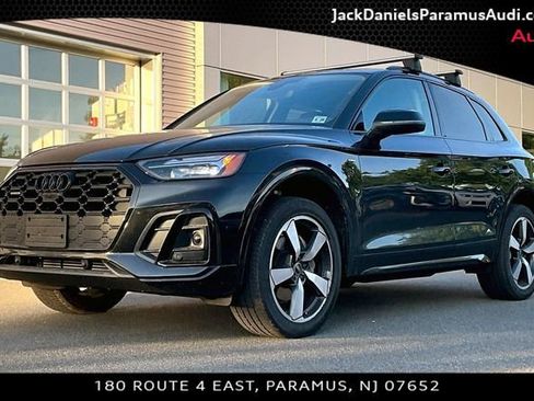 Used 2023 Audi Q5 2.0T Premium Plus w/ Premium Plus Package AWD/4WD image 1