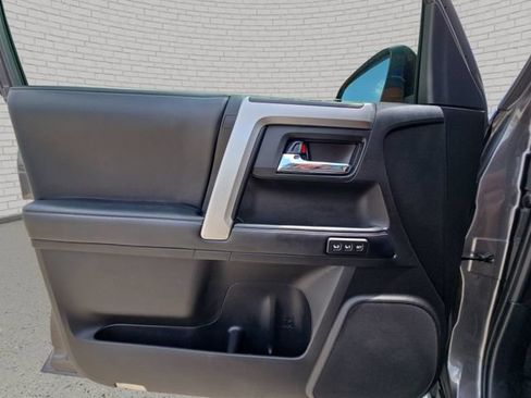 Used 2019 Toyota 4Runner Limited RWD image 28