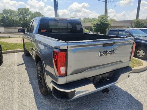 Used 2019 GMC Sierra 1500 SLE w/ SLE Value Package AWD/4WD image 6