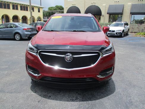 Used 2020 Buick Enclave Essence w/ LPO, Luxury Package FWD image 6