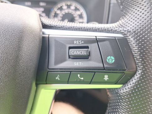 Used 2022 Mitsubishi Outlander SE image 21