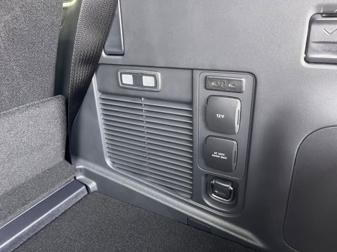 New 2025 Ford Expedition Tremor image 24