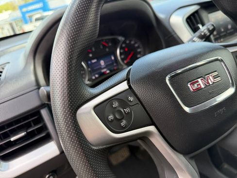 Used 2022 GMC Terrain SLE w/ Driver Convenience Package AWD/4WD image 19