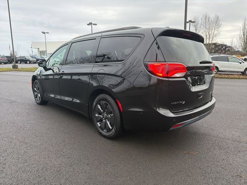 Used 2019 Chrysler Pacifica Limited w/ Advanced Safetytec Group image 5