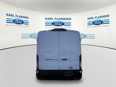 New 2026 Ford Transit 250 148 Medium Roof w/ Load Area Protection Package RWD image 4