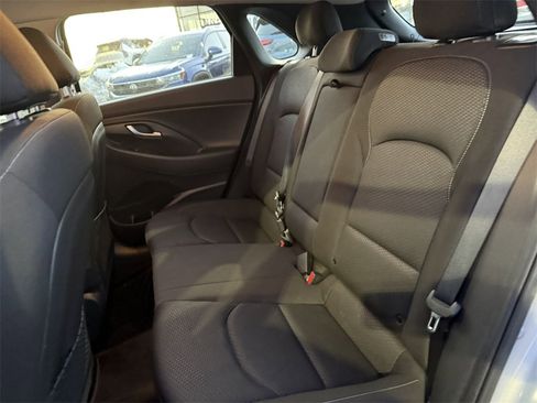 Used 2020 Hyundai Elantra GT image 28