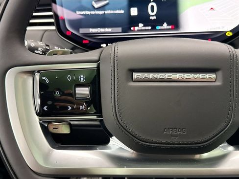 New 2026 Land Rover Range Rover Long Wheelbase SE AWD/4WD image 11