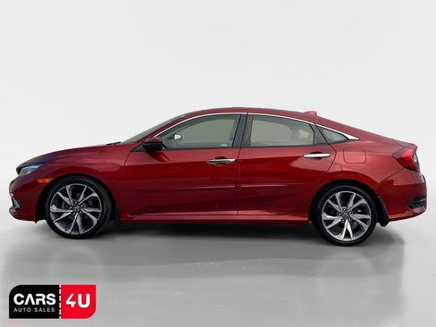 Used 2019 Honda Civic Touring image 4
