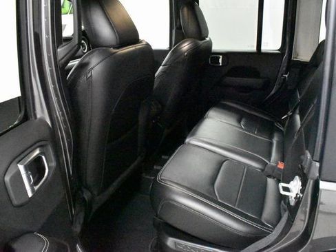 Used 2022 Jeep Wrangler Unlimited Sahara w/ Cold Weather Group image 16