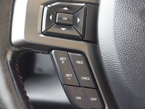 Used 2020 Ford F150 XLT w/ Equipment Group 302A Luxury AWD/4WD image 16