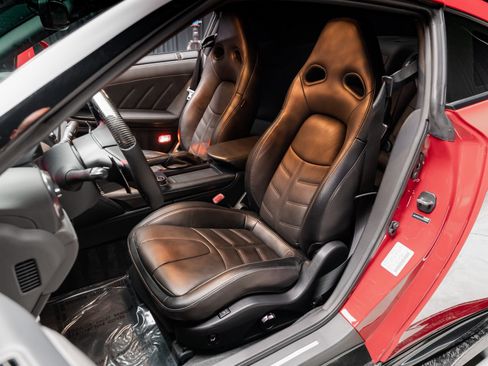 Used 2020 Nissan GT-R Premium w/ Premium Interior Package AWD/4WD image 47