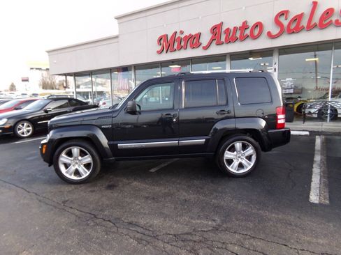 Used 2012 Jeep Liberty Limited Jet w/ Comfort/Convenience Group AWD/4WD image 43