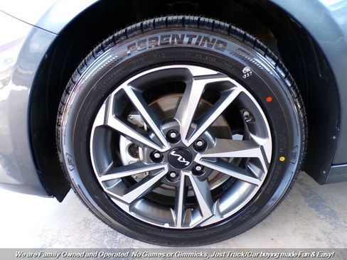 Used 2024 Kia Forte LXS FWD image 32
