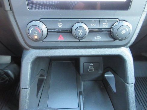 Used 2024 Ford Ranger XL w/ Trailer Tow Package image 15