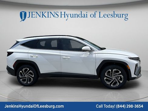 New 2026 Hyundai Tucson SEL Plus FWD image 3