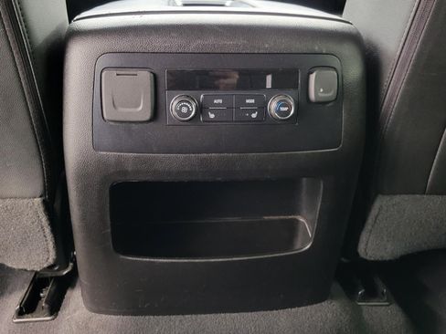 Used 2020 Chevrolet Suburban Premier w/ Max Trailering Package AWD/4WD image 22