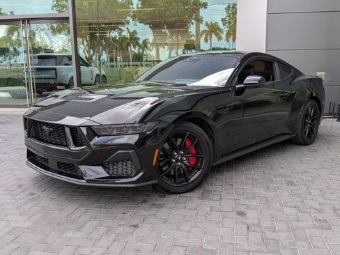 Used 2025 Ford Mustang GT Premium image 1