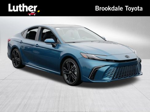 Certified 2025 Toyota Camry XSE image 1