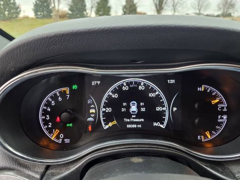 Used 2018 Jeep Grand Cherokee Laredo image 23