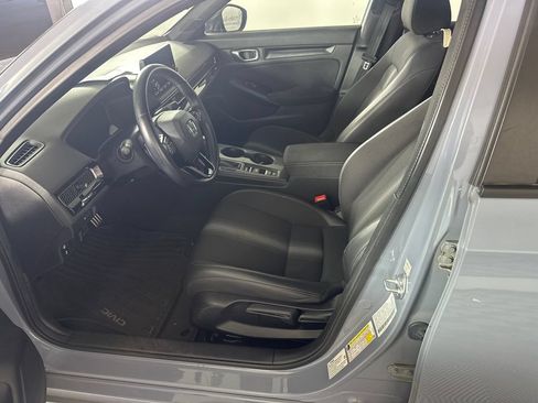 Used 2023 Honda Civic Sport image 3