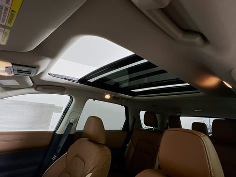 New 2026 Nissan Pathfinder Platinum image 20