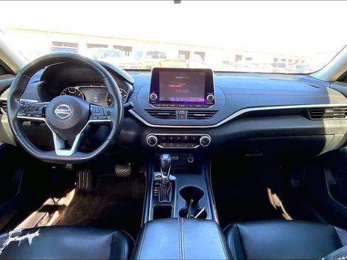 Used 2019 Nissan Altima 2.5 SR w/ SR Premium Package image 15