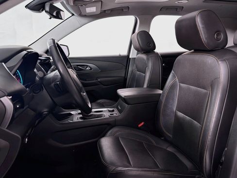 Used 2021 Chevrolet Traverse Premier w/ Redline Edition FWD image 17
