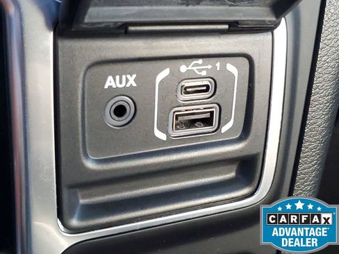 Used 2021 Jeep Gladiator Sport image 34