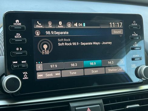 Used 2018 Honda Accord Sport image 20