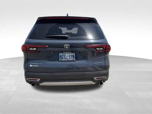 Used 2025 Toyota Grand Highlander AWD Hybrid image 4