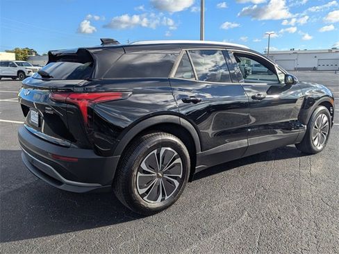 Used 2024 Chevrolet Blazer EV LT image 18