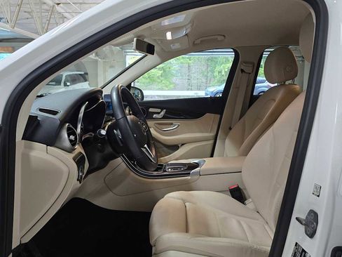 Certified 2020 Mercedes-Benz GLC 300 image 20