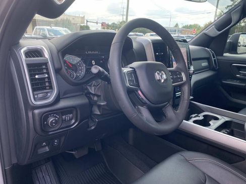 Used 2025 RAM 1500 Big Horn RWD image 26