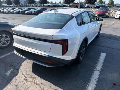 Certified 2025 Kia K4 FWD image 4