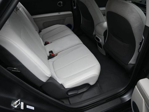 Used 2022 Hyundai Ioniq 5 SEL w/ Cargo Package image 33