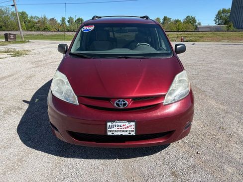 Used 2008 Toyota Sienna LE FWD image 8